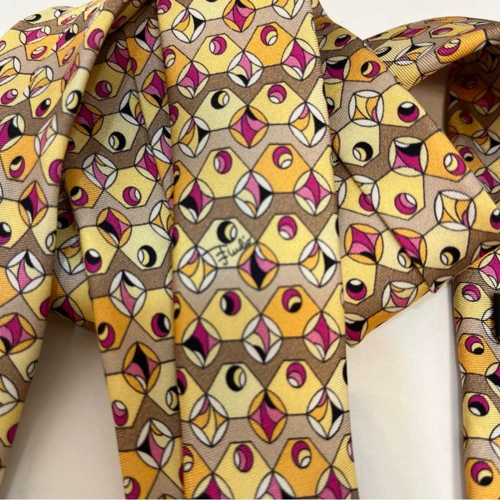Emilio Pucci Geometric Yellow and‎ Pink Silk Tie